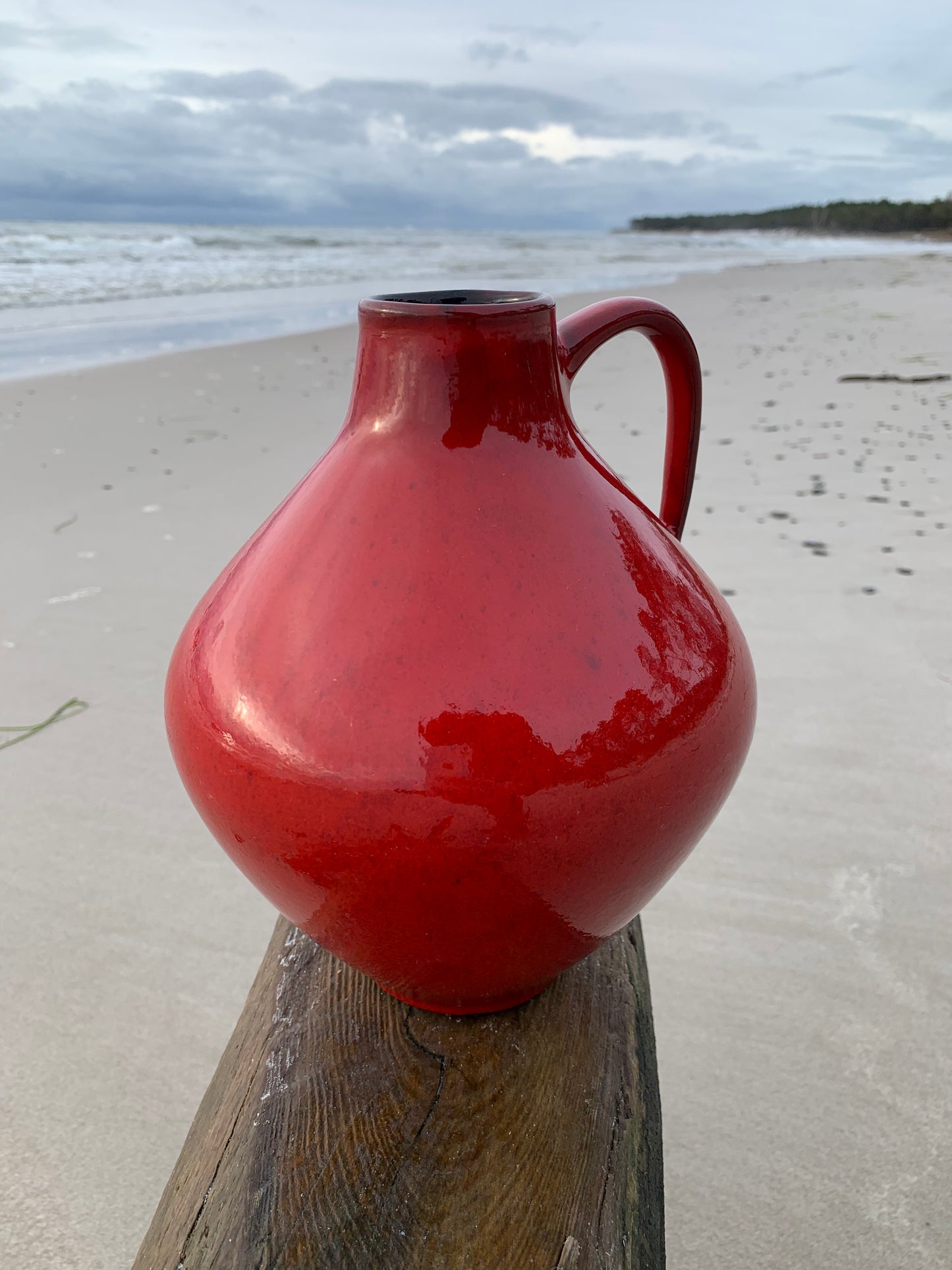 Rød vase