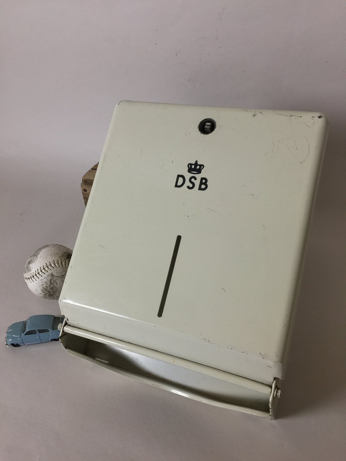 DSB papirholder