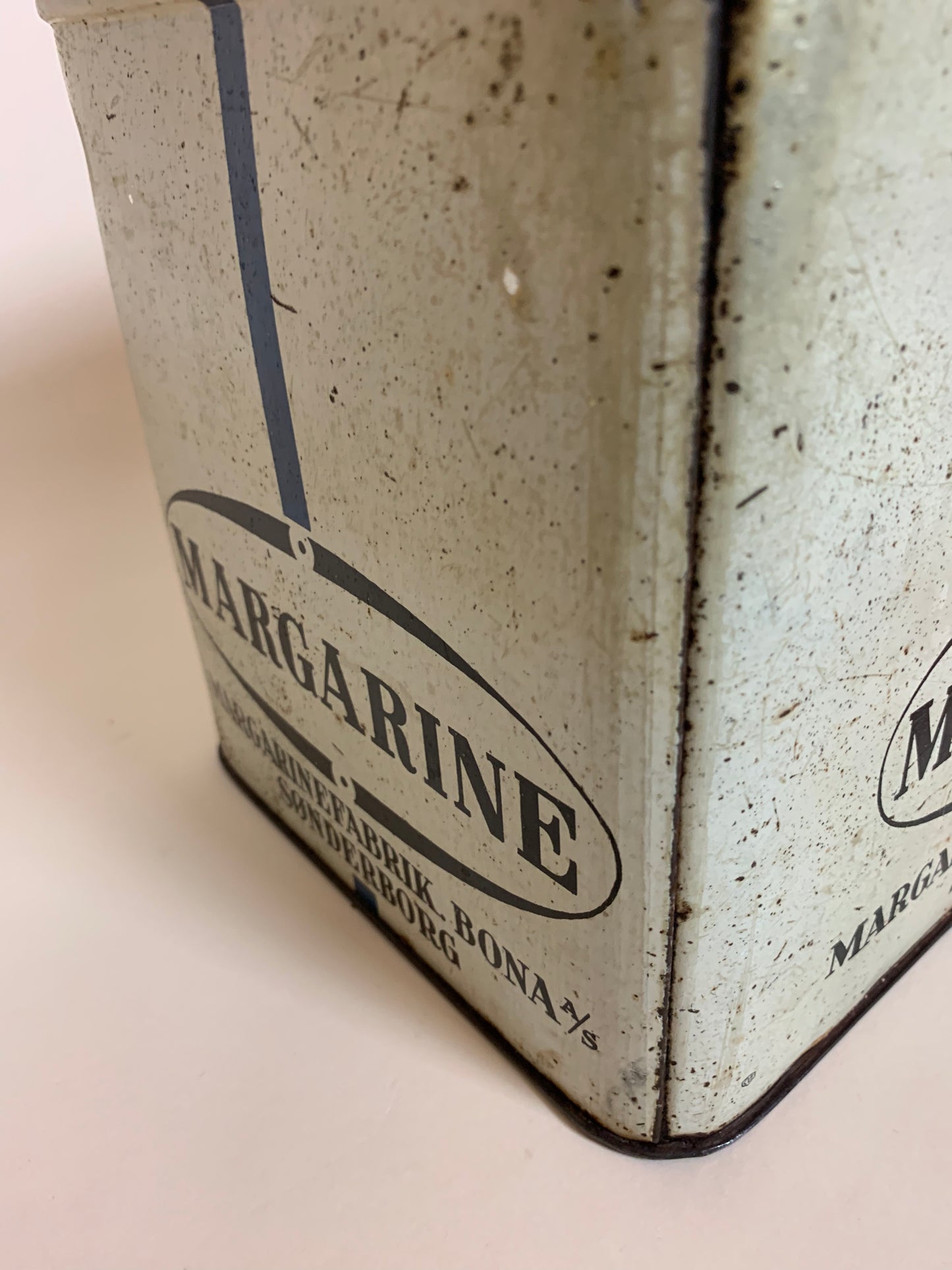 Skøn gammel margarinedåse fra Sønderborg
