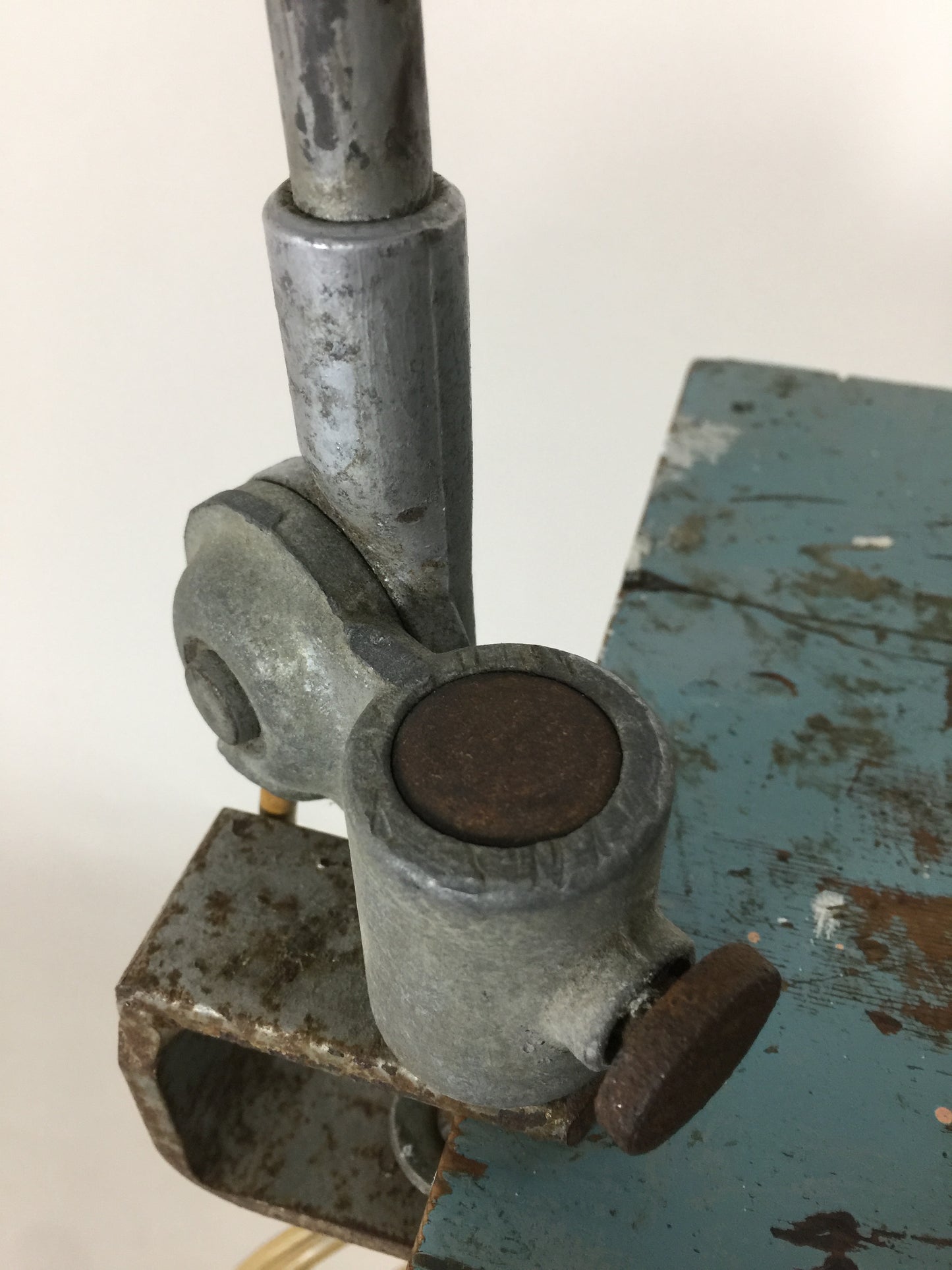 Lækker industriel arkitektlampe