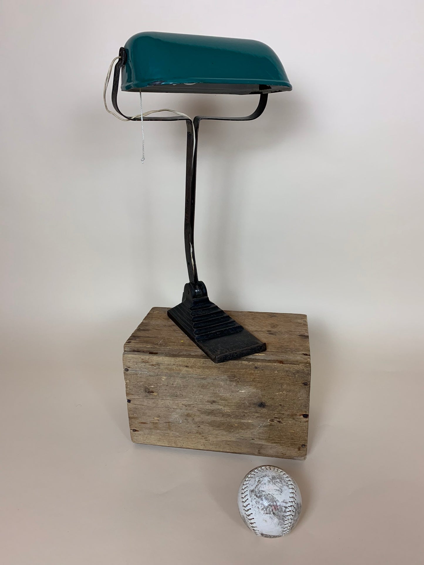 Gammel Erpe skrivebordslampe fra Belgien