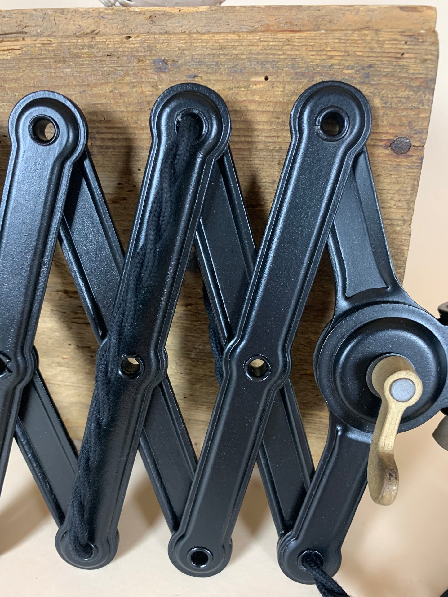 Kaiser Idell 6718 sakselampe