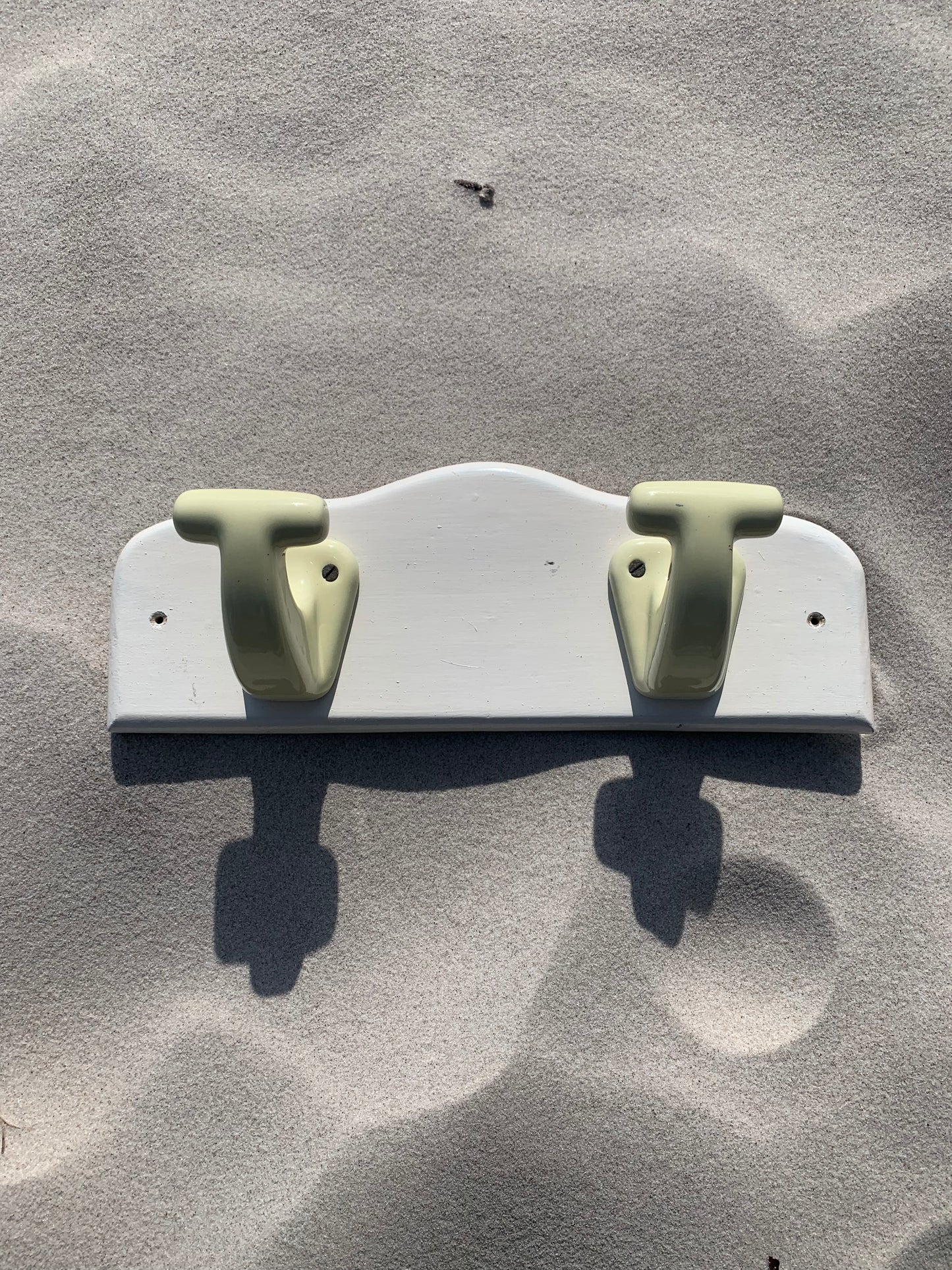 Fransk knagerække med porcelænsknager