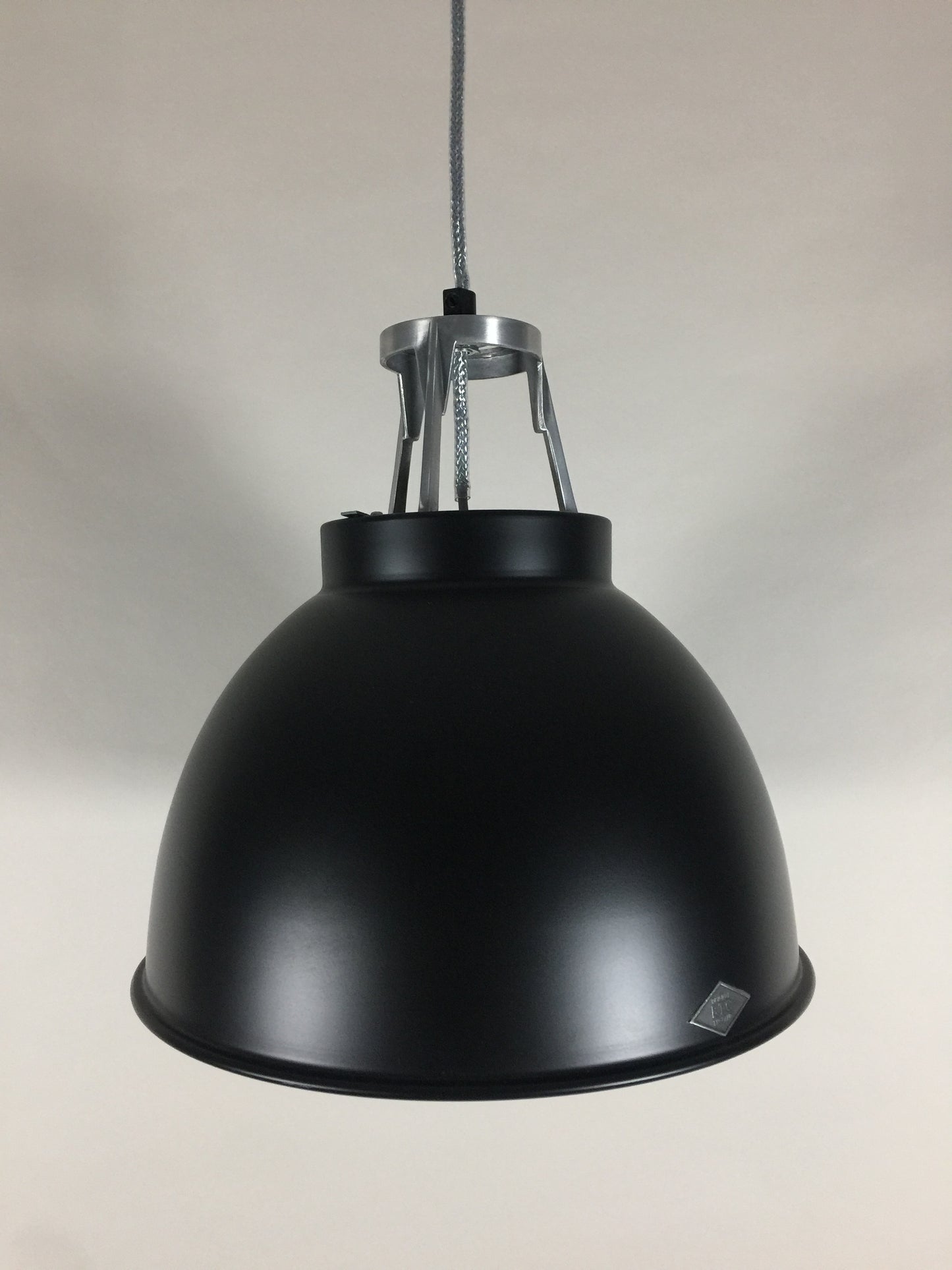 Original BTC lampe - Titan i sort