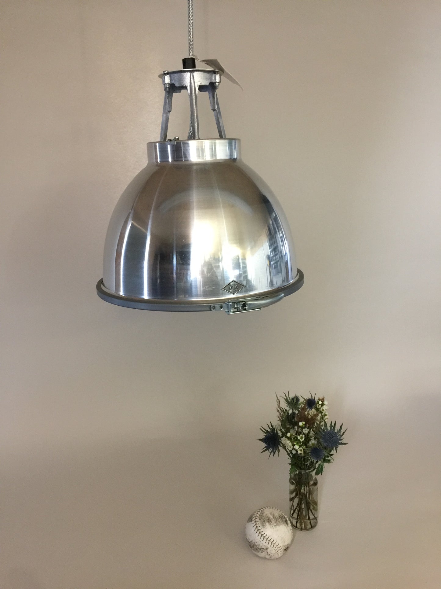 Original BTC lampe - Titan med sandblæst glas