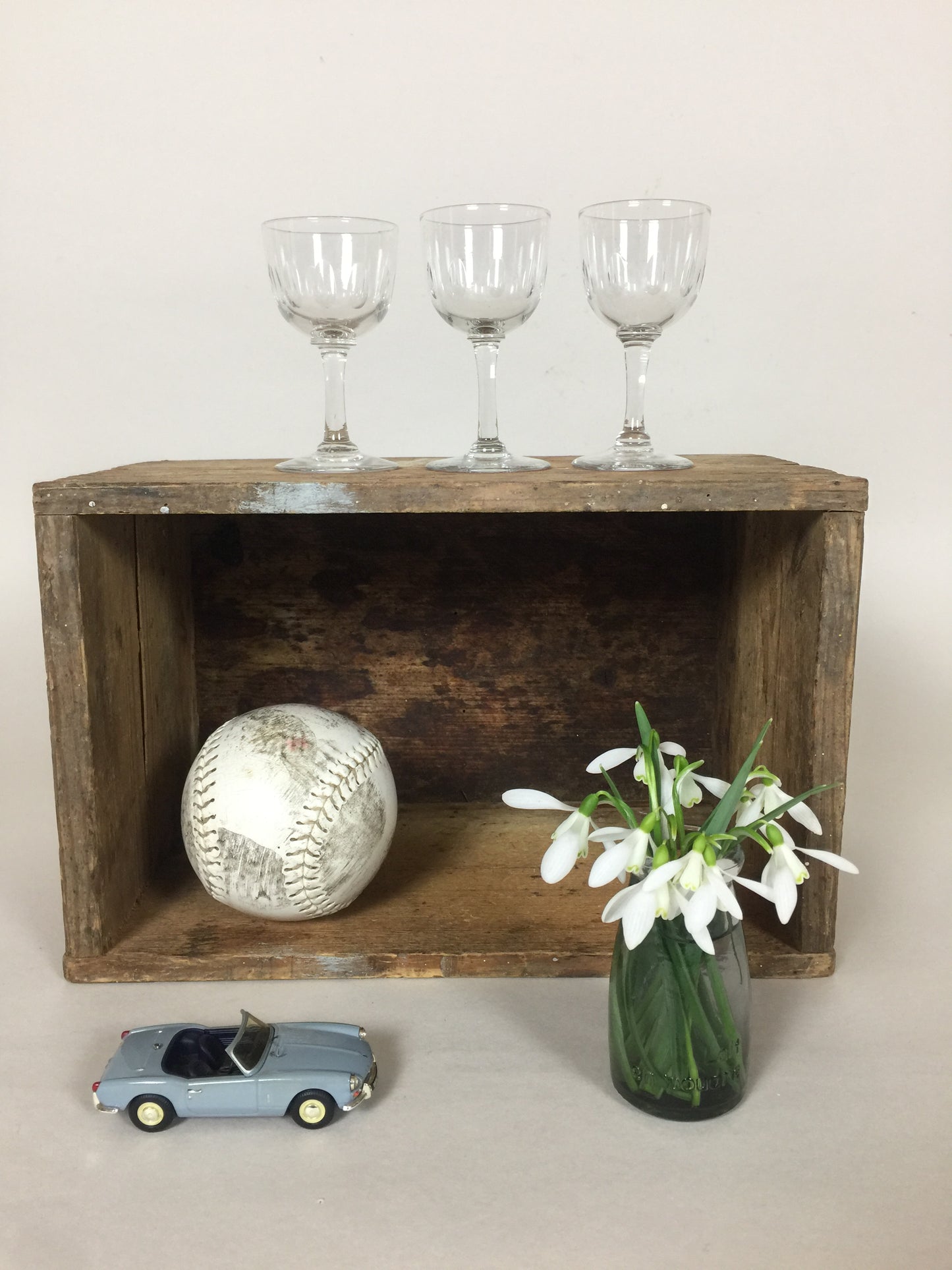 Tre fine og gamle glas
