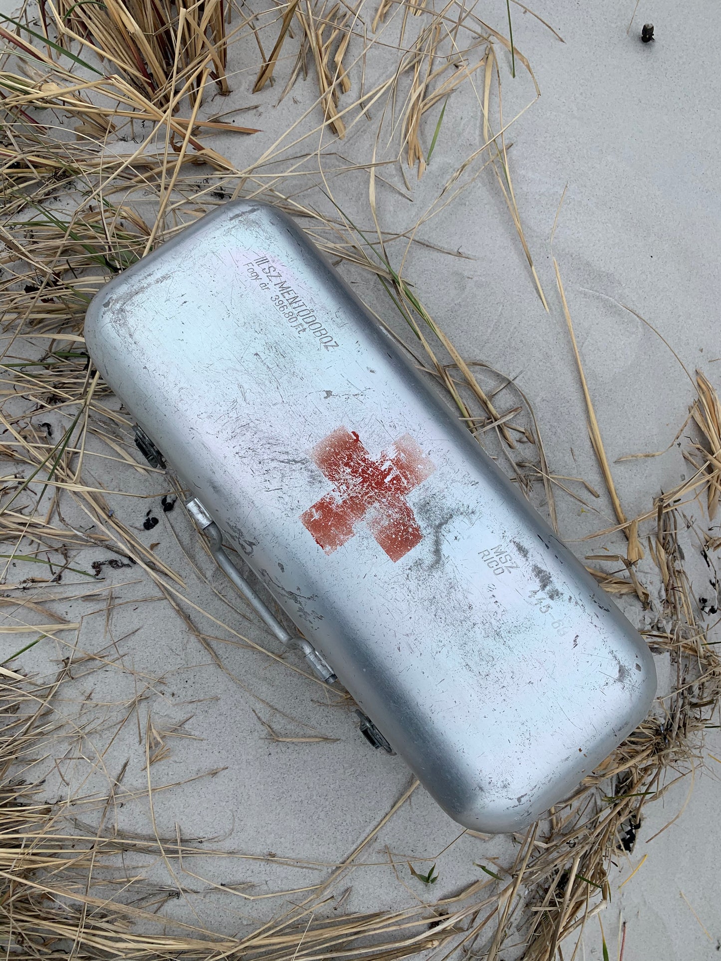 Røde kors kasse