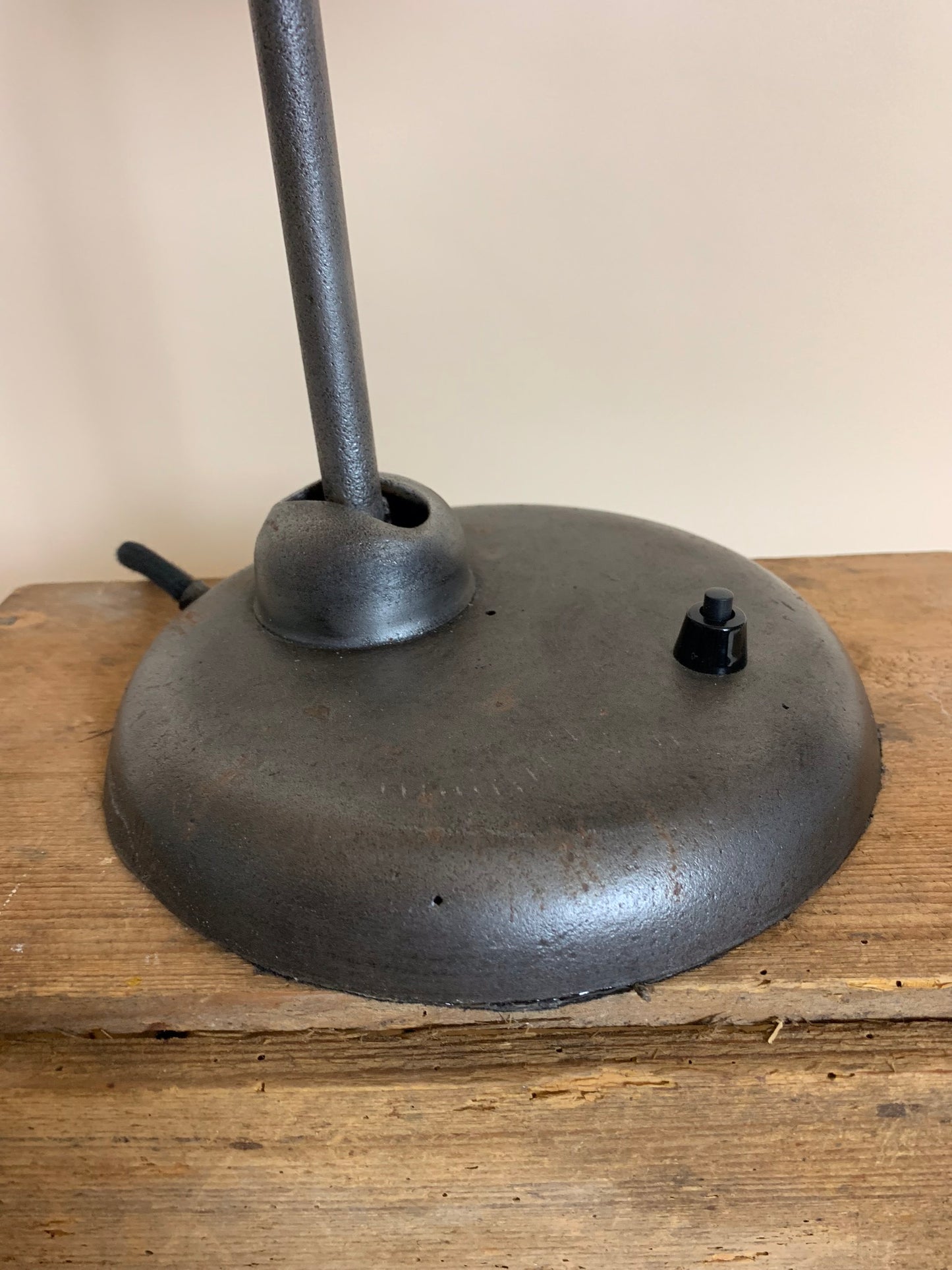 Rå vintagelampe