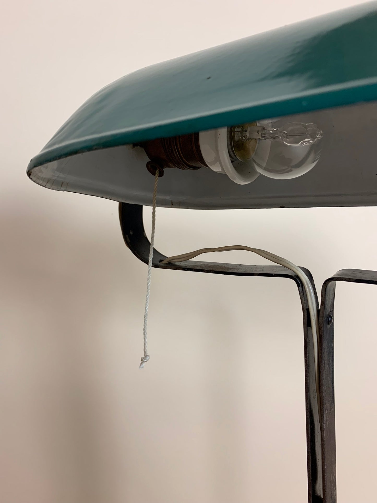 Gammel Erpe skrivebordslampe fra Belgien