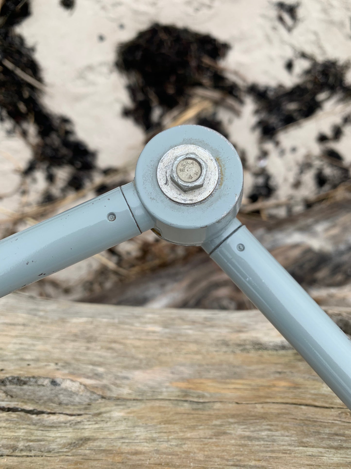 Midgard lampe med bordbeslag