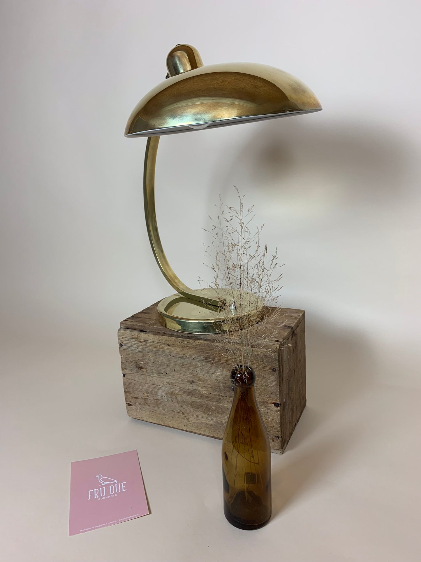 Smuk Christian Dell bordlampe i messing model 6750