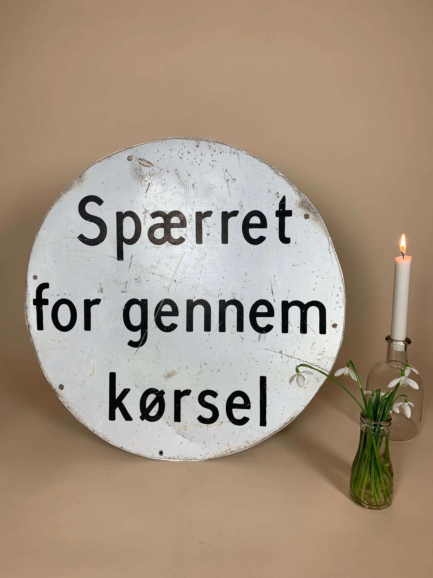 Rundt skilt - Spærret for gennemkørsel