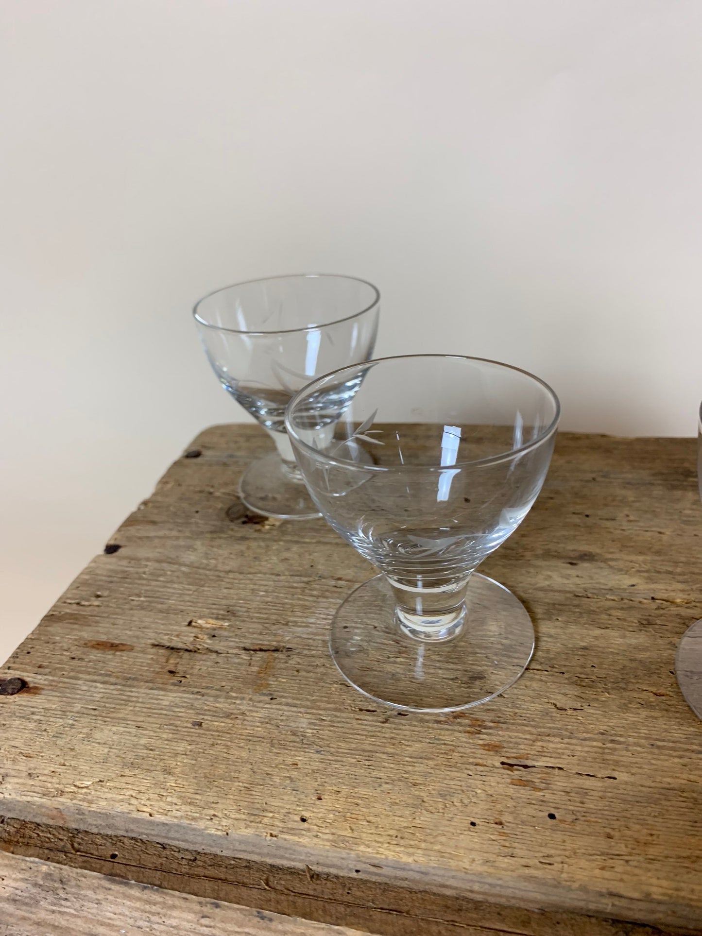 5 små fine glas - sælges samlet, prisen er for alle 5