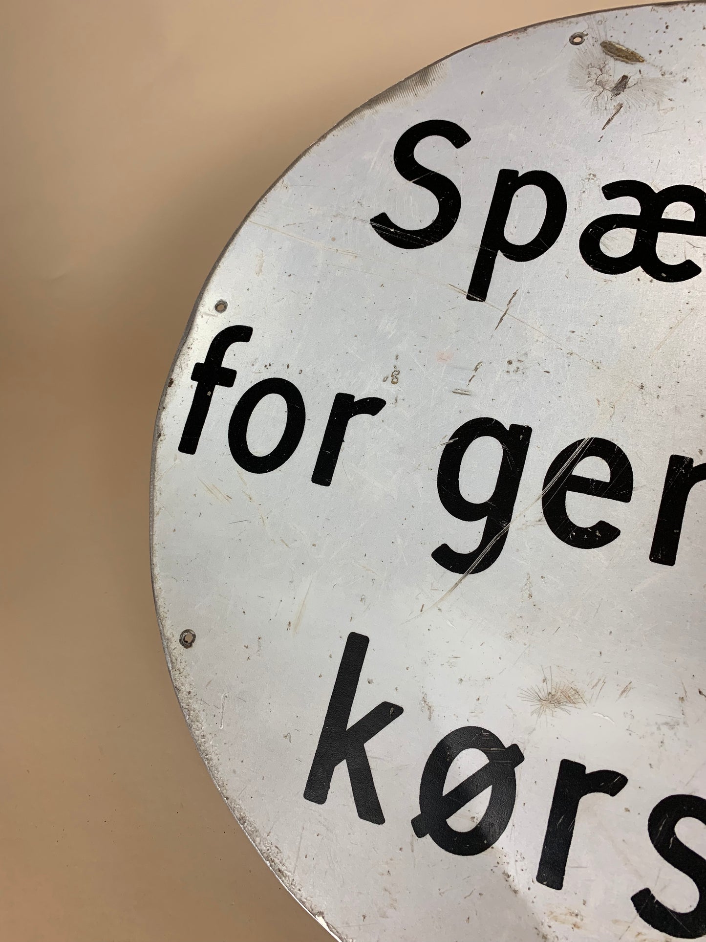 Rundt skilt - Spærret for gennemkørsel