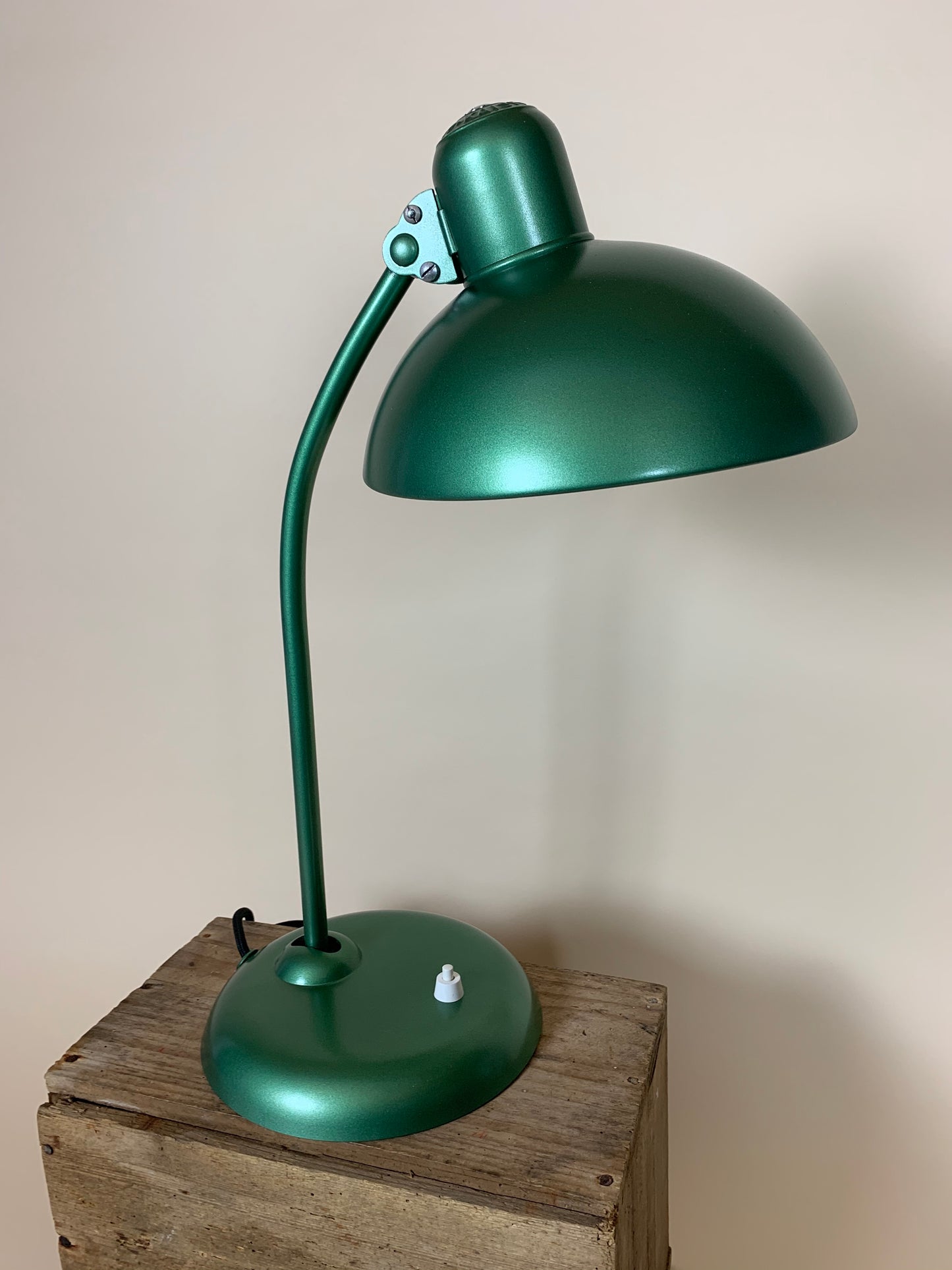Kaiser Idell 6556 - Grøn