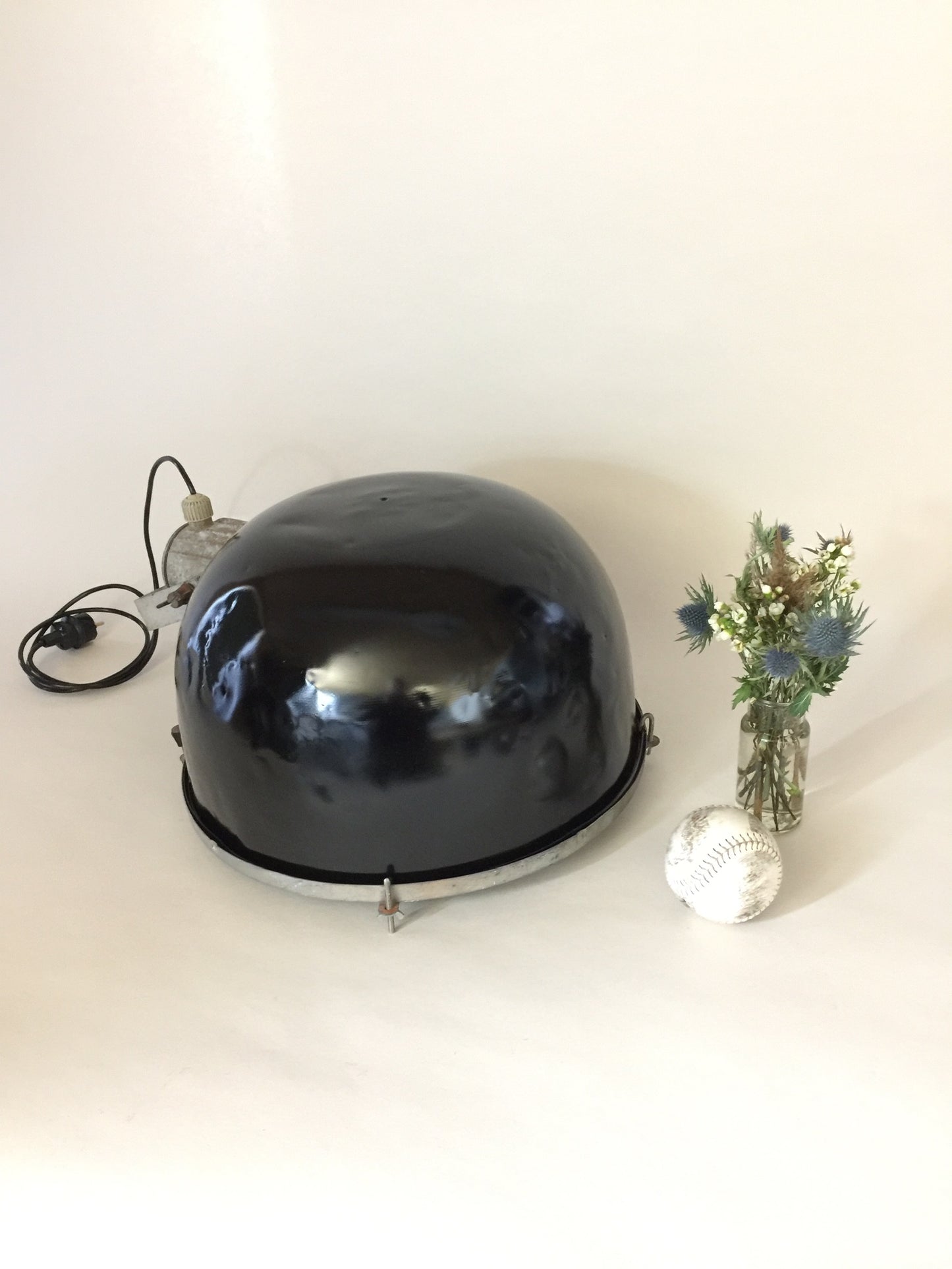 Meget stor og meget rå industri lampe