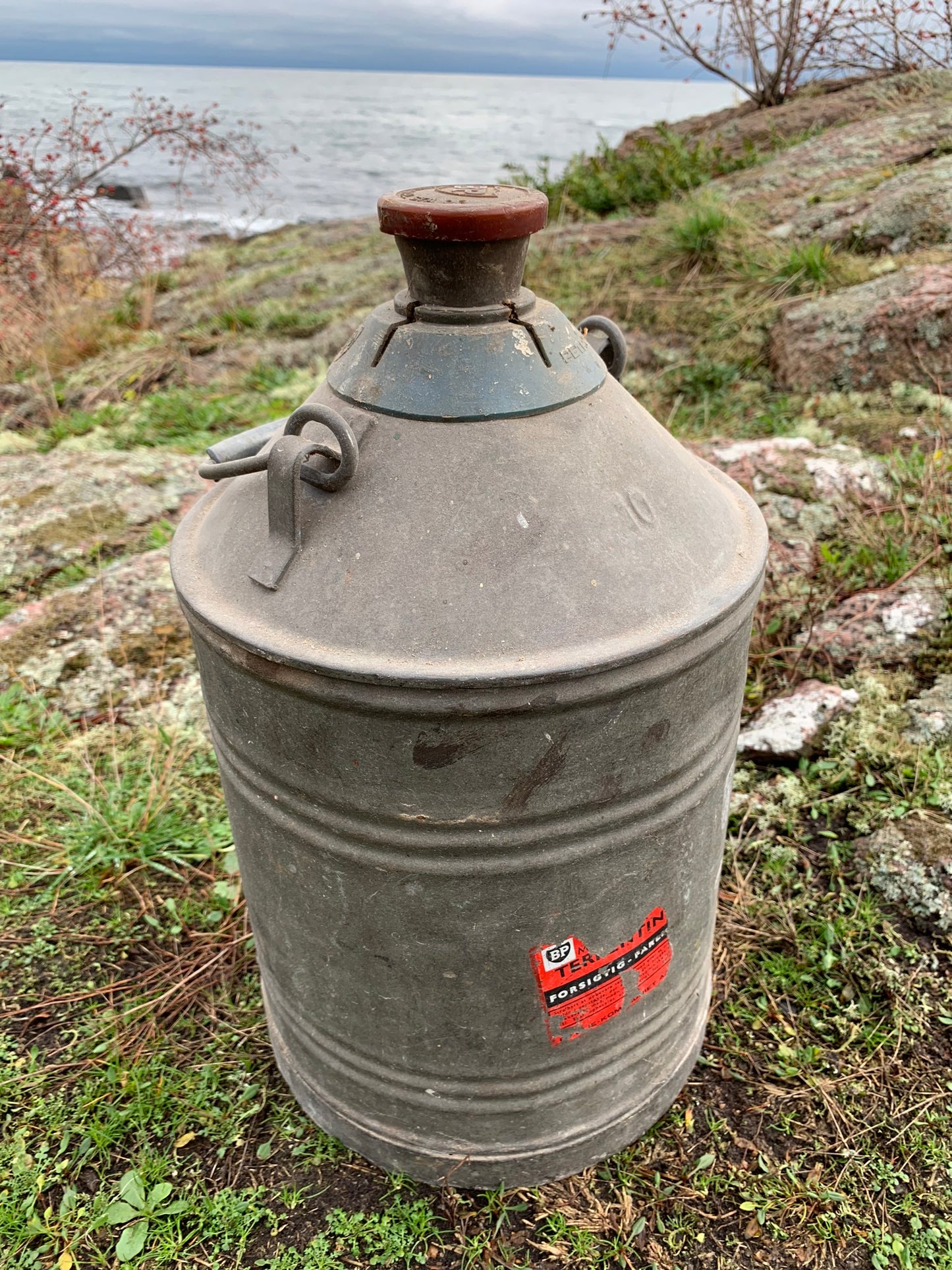 Benzin eller petroleumsdunk fra BP