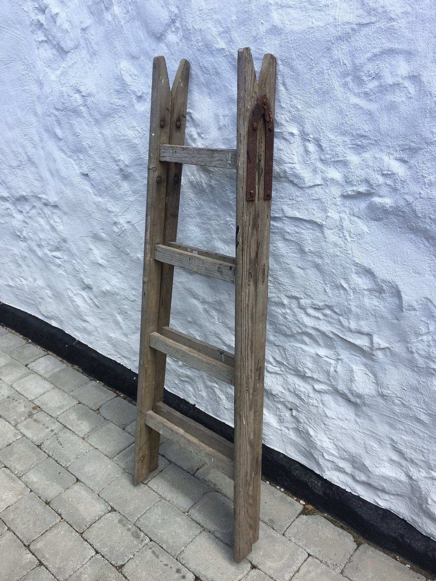 Stige med skøn patina