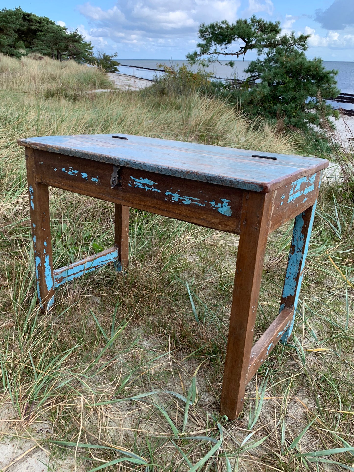 Skolebord med skønne detaljer