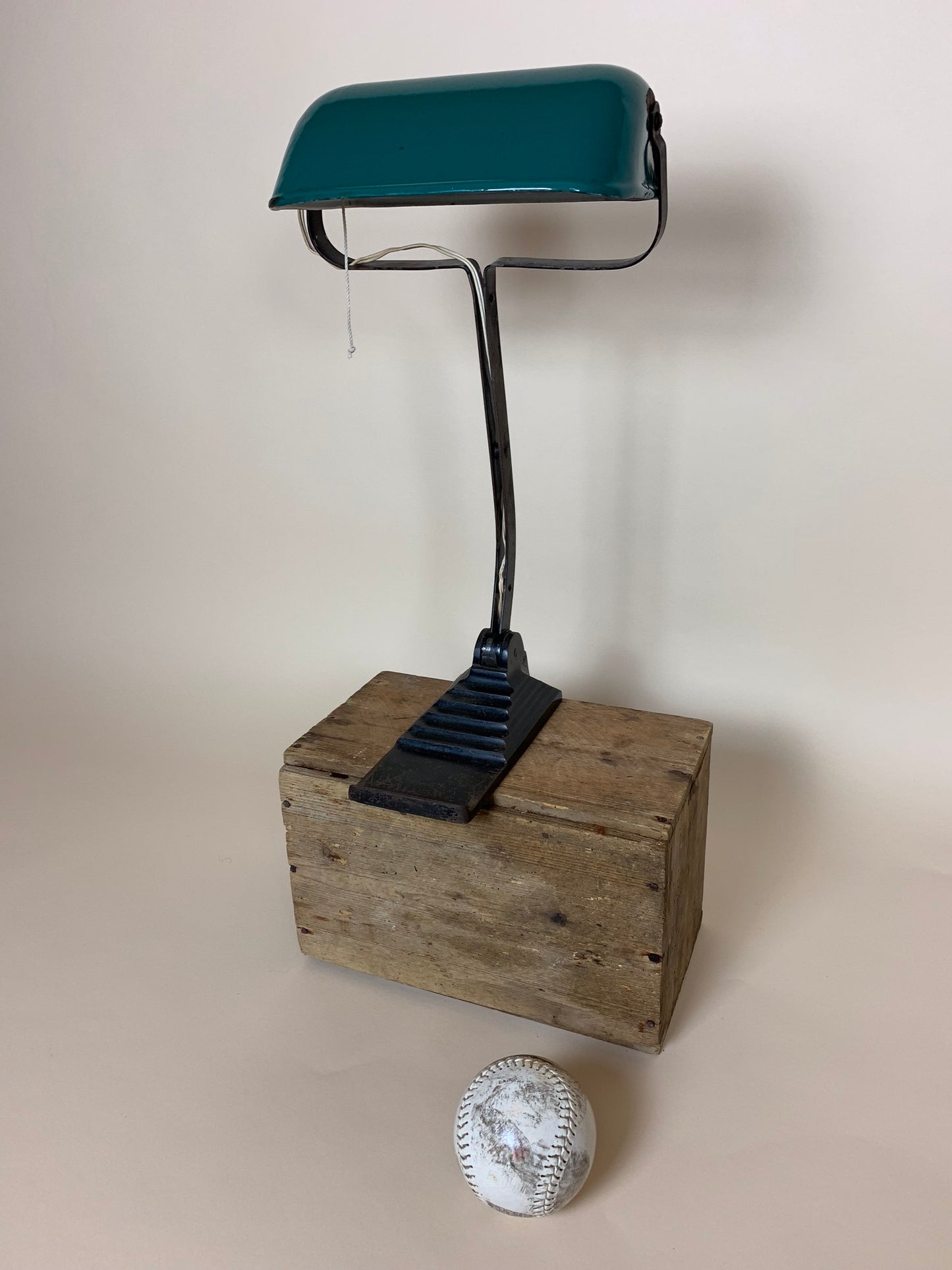 Gammel Erpe skrivebordslampe fra Belgien