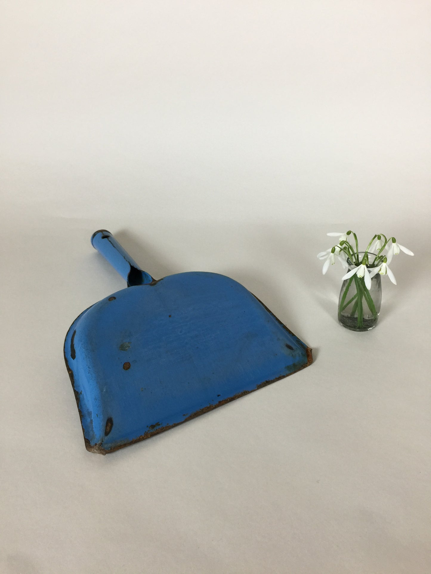 Fejebakke i blå emalje