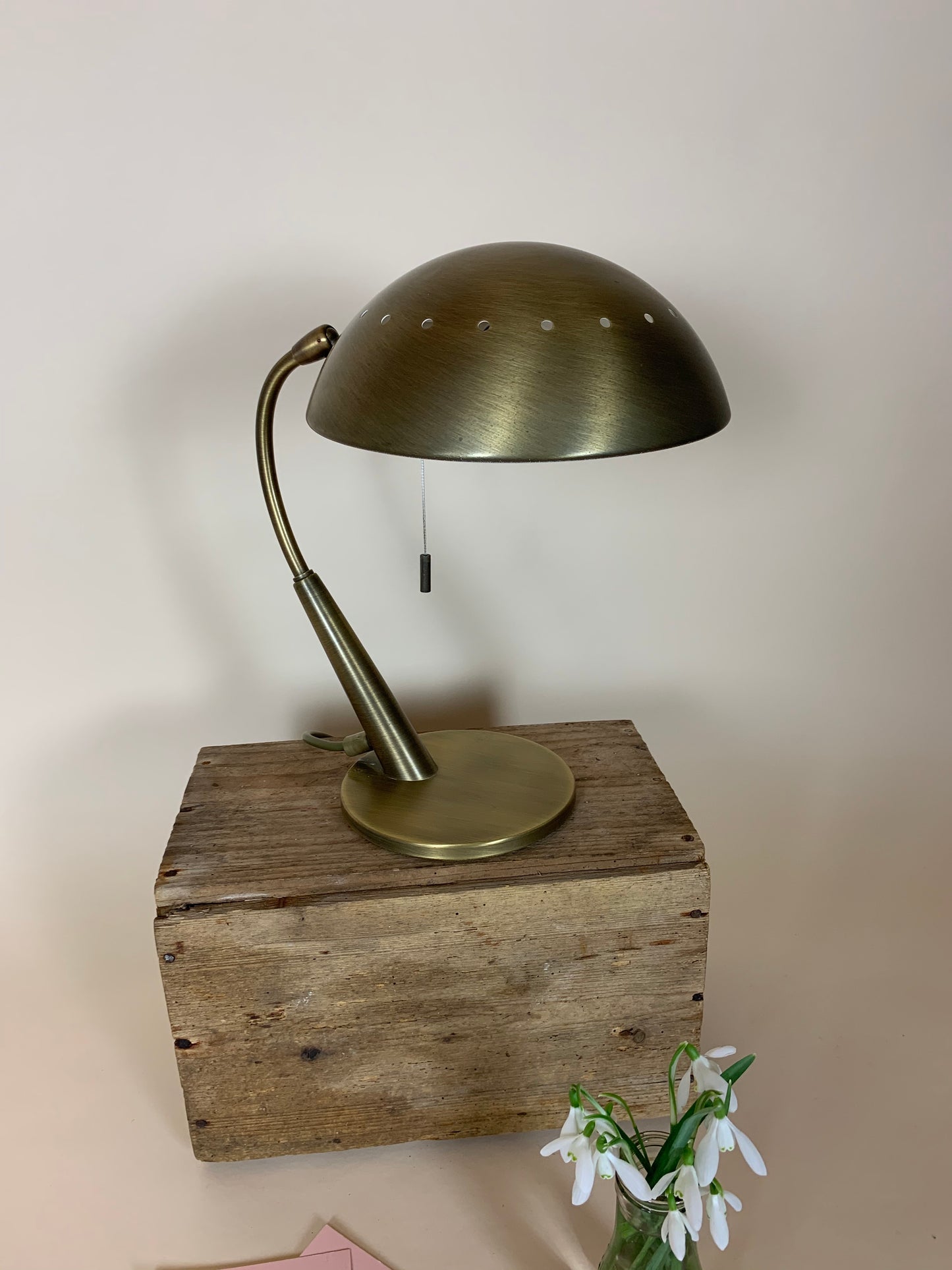 Hillebrand messinglampe med træksnor