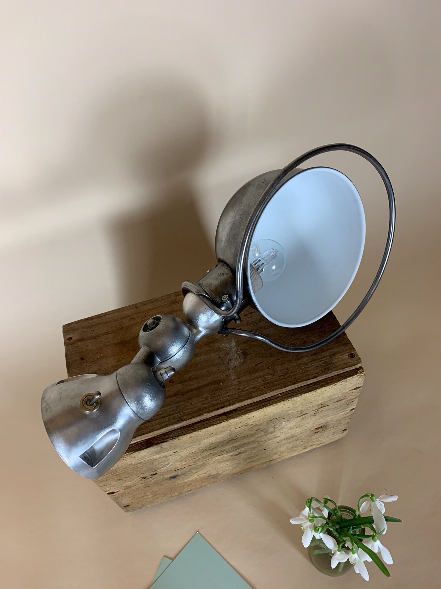 Jieldé væglampe med tænd/sluk kontakt