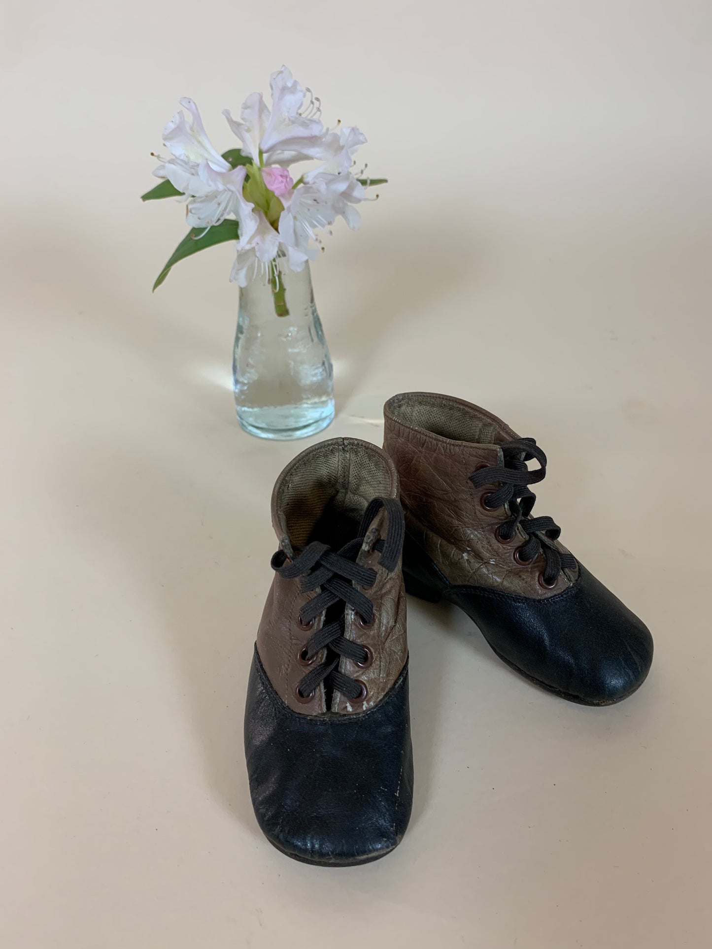 Fine og meget dekorative børnesko