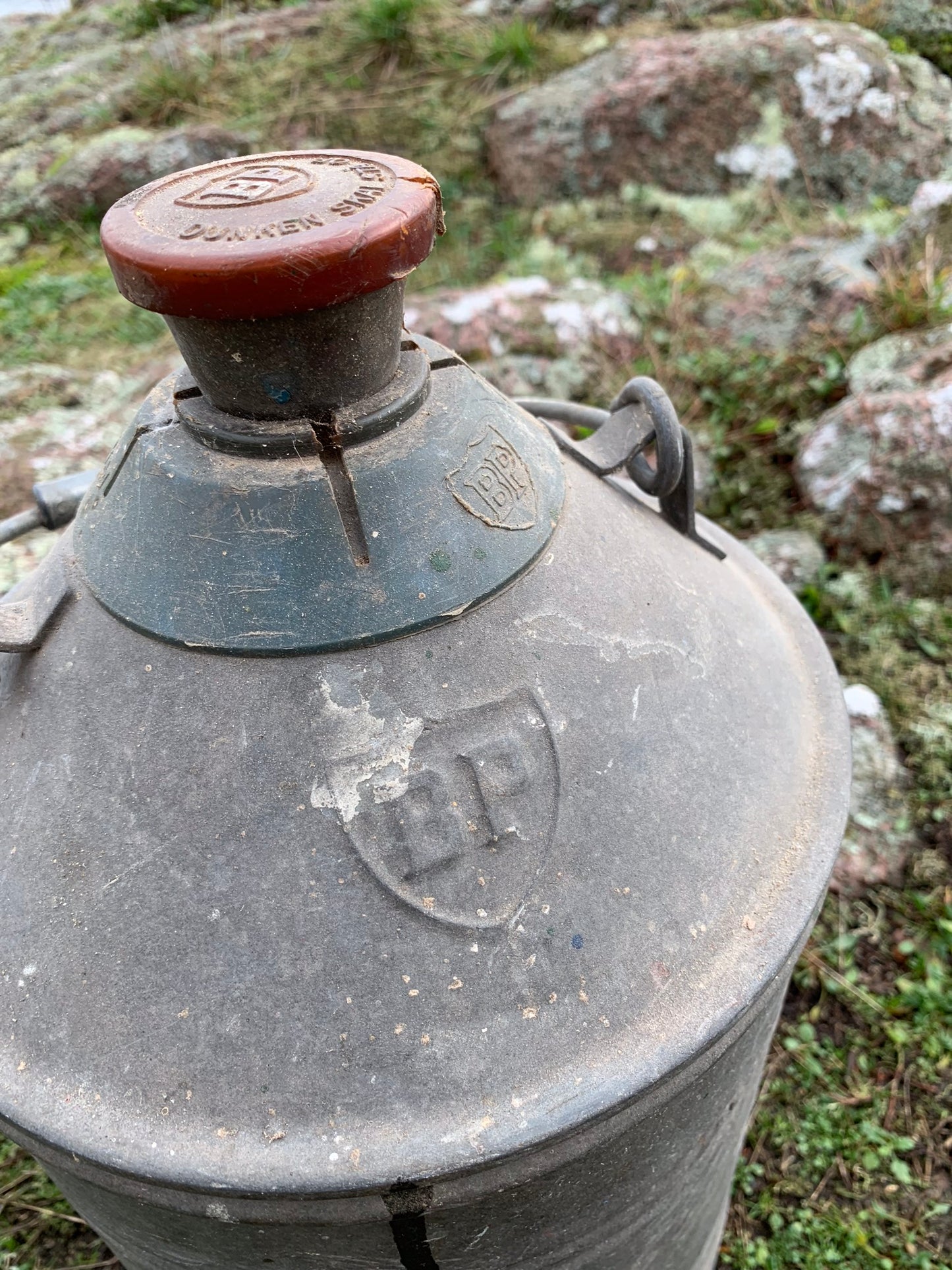 Benzin eller petroleumsdunk fra BP