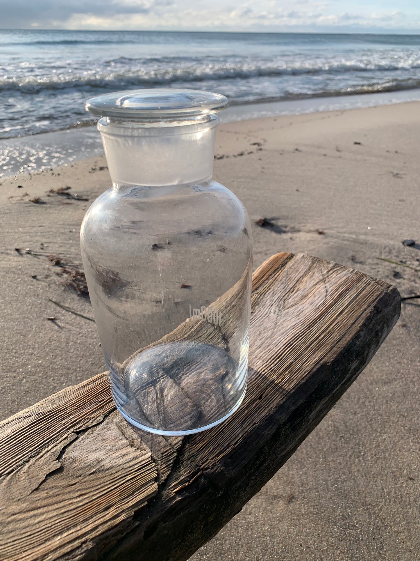 Apotekerglas med låg