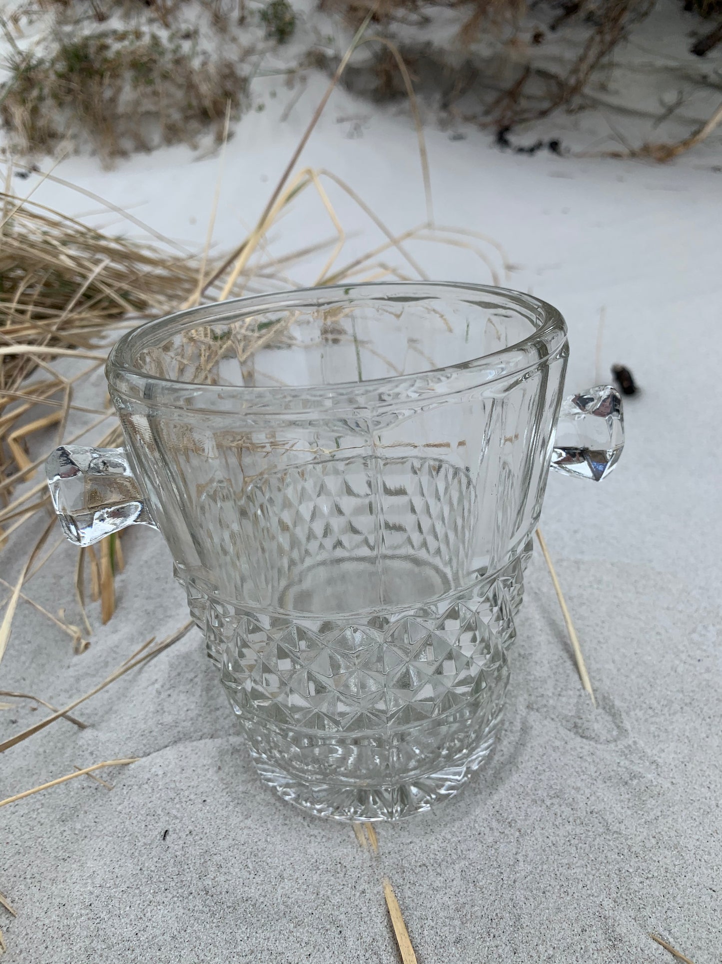 Isspand i glas med mønster