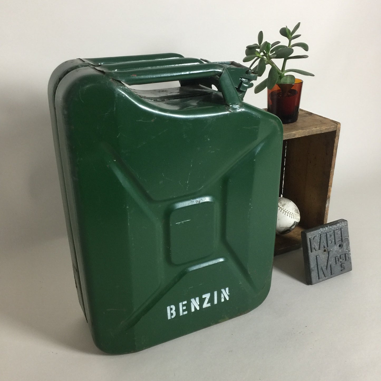 Jerry Can benzindunk.
