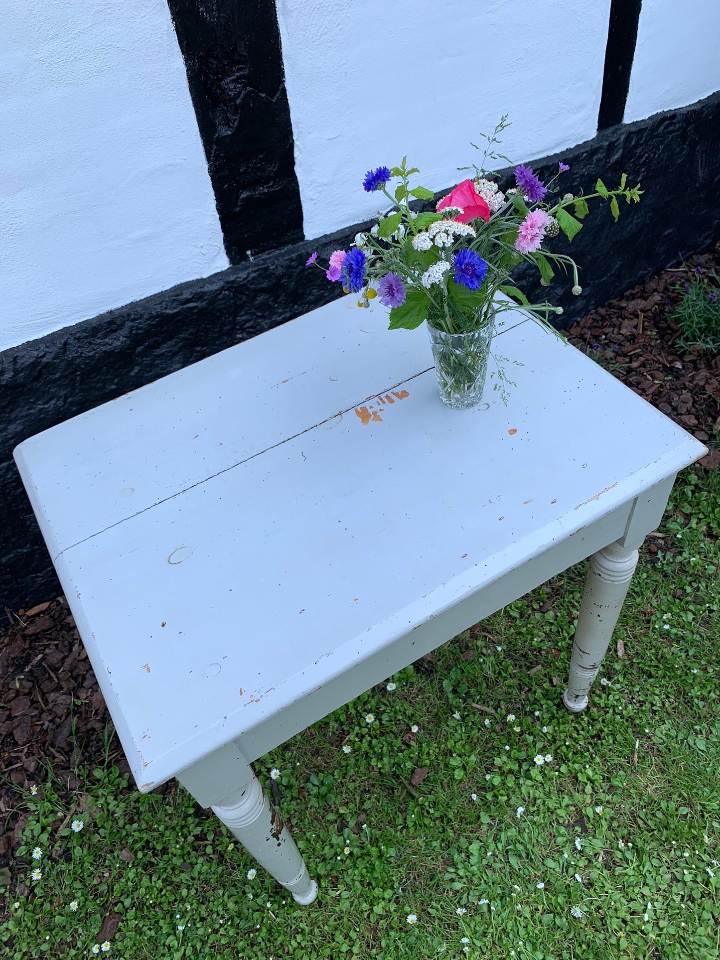 Gammelt bord med patina