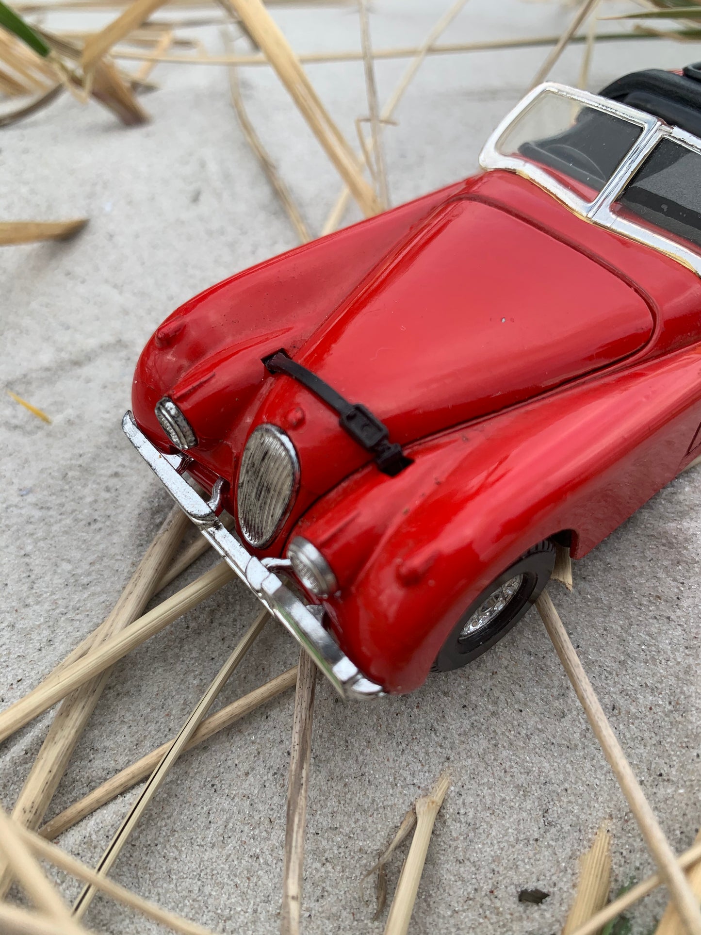 Rød Jaguar XK 120
