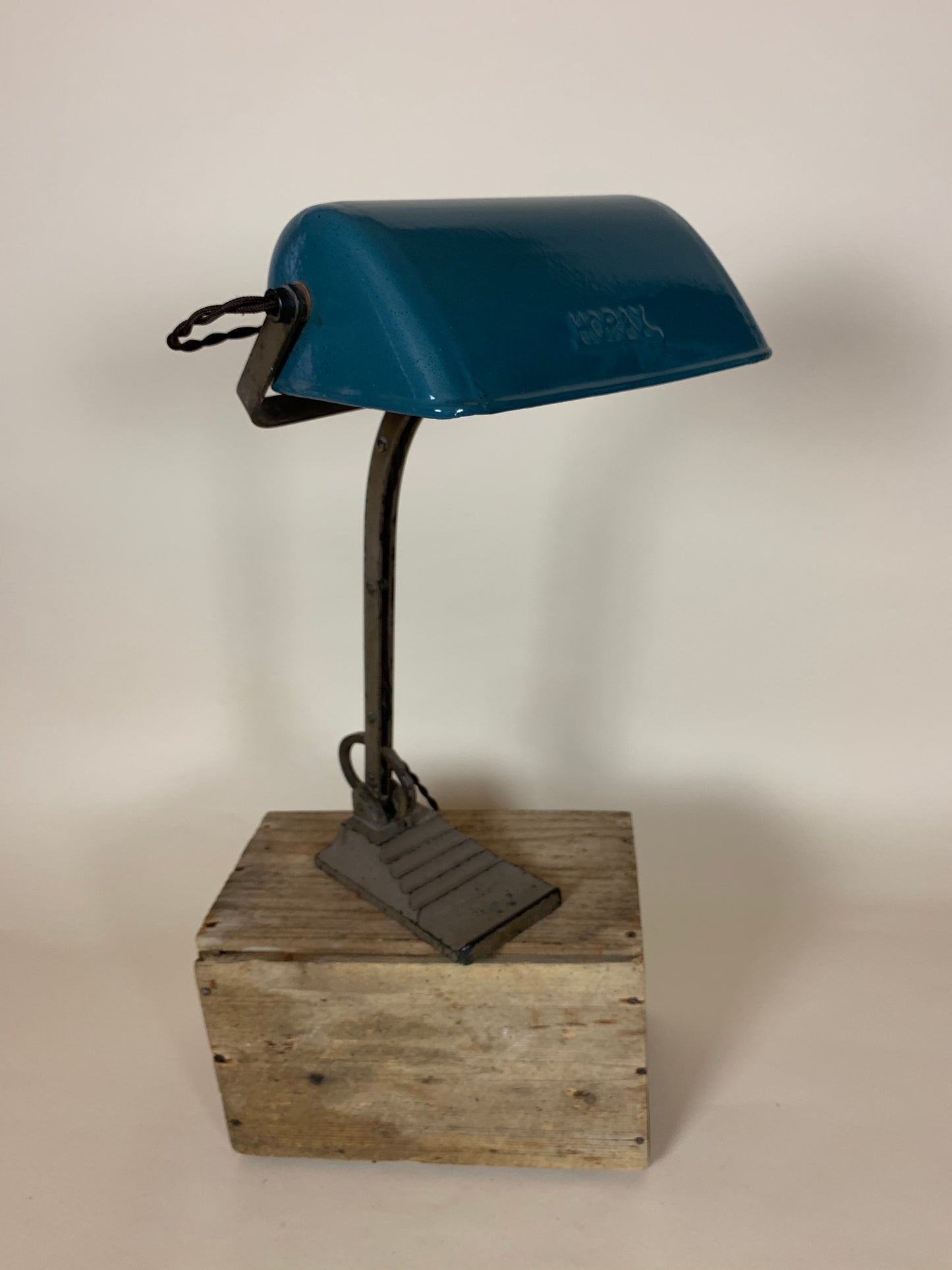 Fin gammel Horax notarlampe