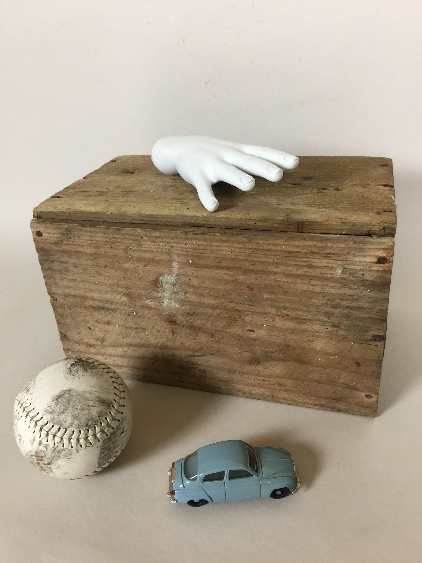 Barnehånd med fine detaljer