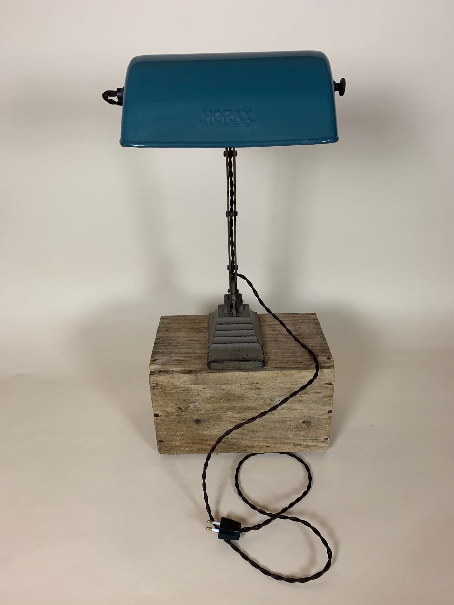 Fin gammel Horax notarlampe