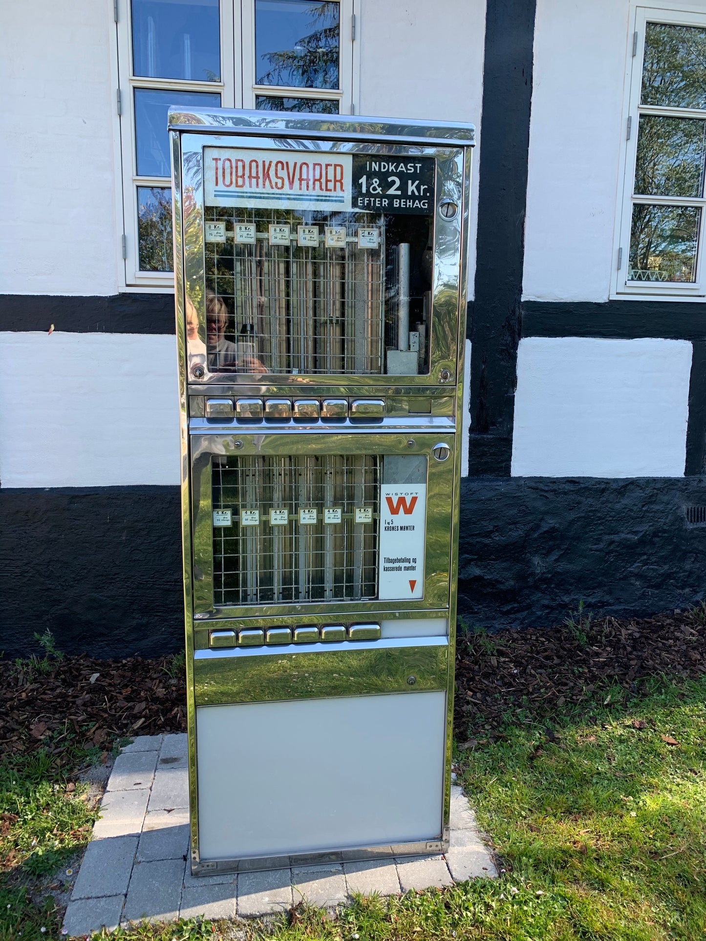 Skøn gammel automat til cigaretter