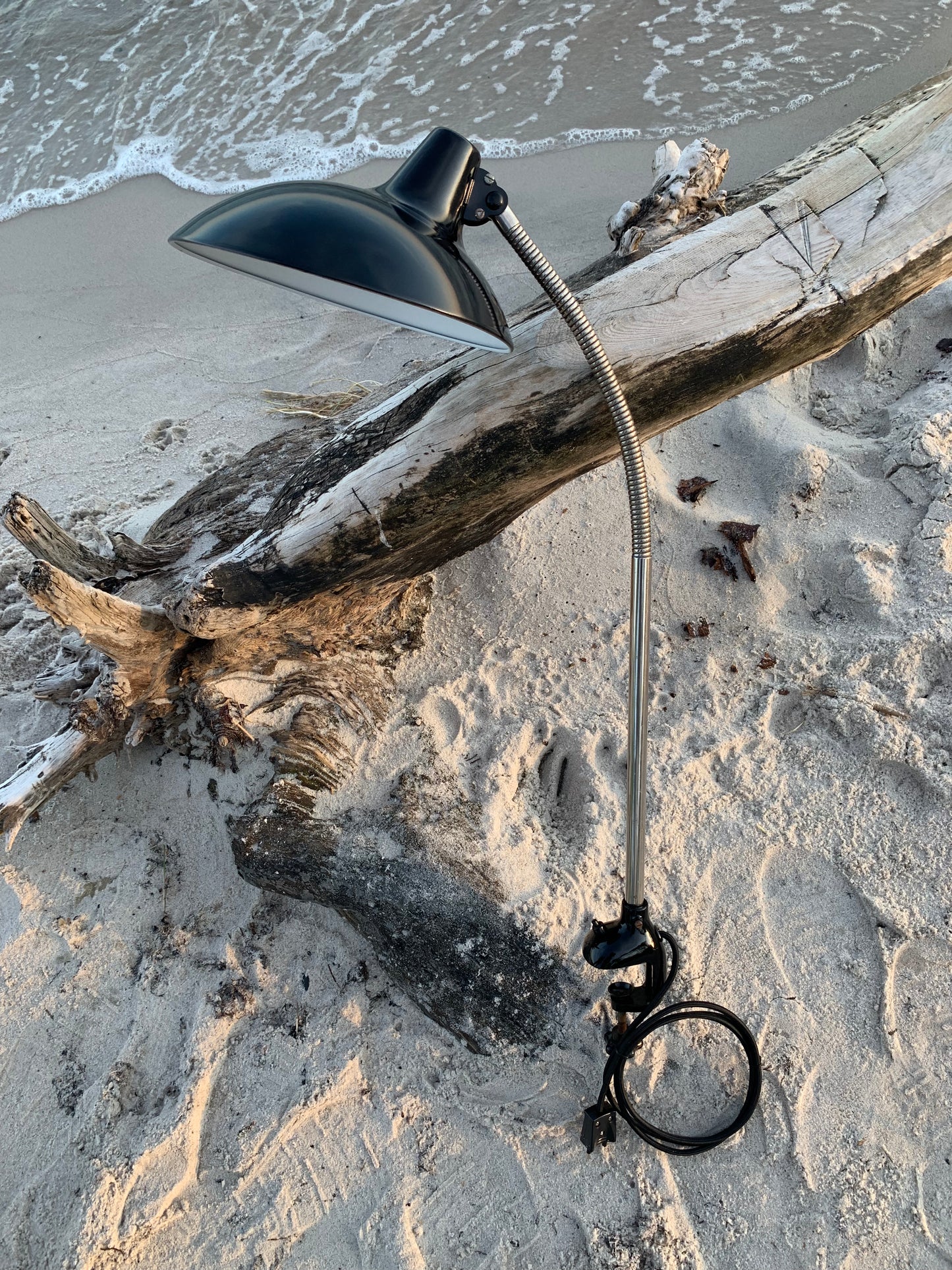 Kaiser Idell 6861 - Sort