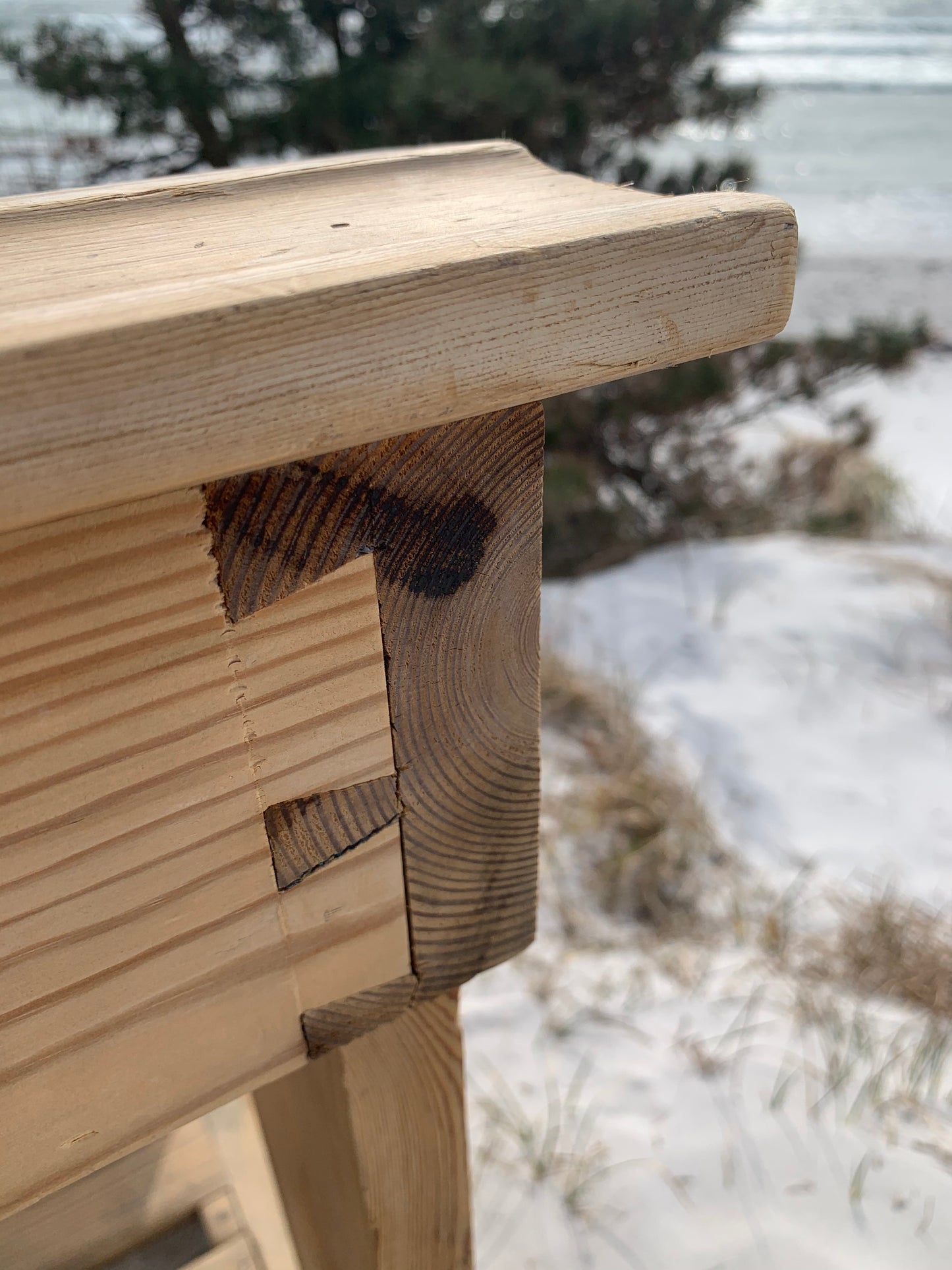 Skolepult med blækhus