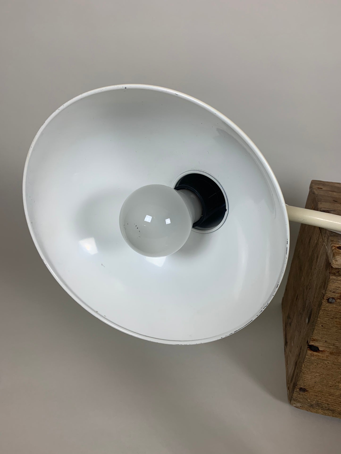 Kaiser Idell 6614 sakselampe - Den store udgave