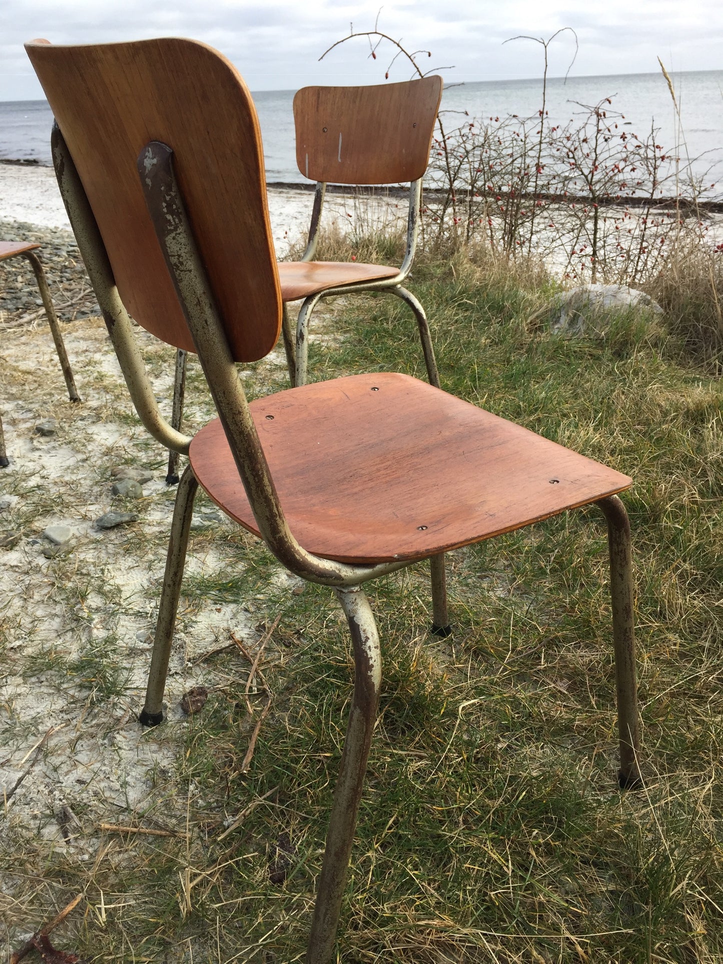 Lækker og rå skolestol (prisen er pr. stk)