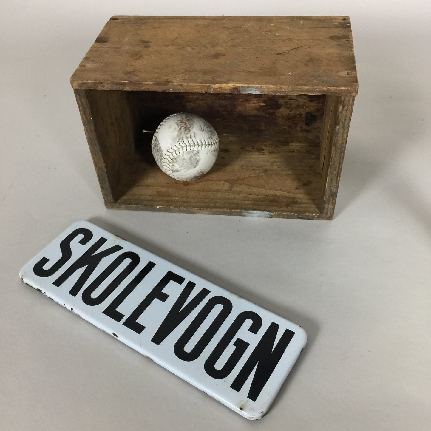 Smukt og charmerende skilt