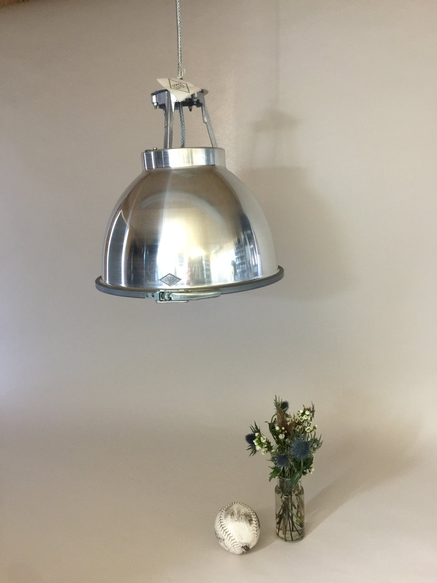 Original BTC lampe - Titan med sandblæst glas