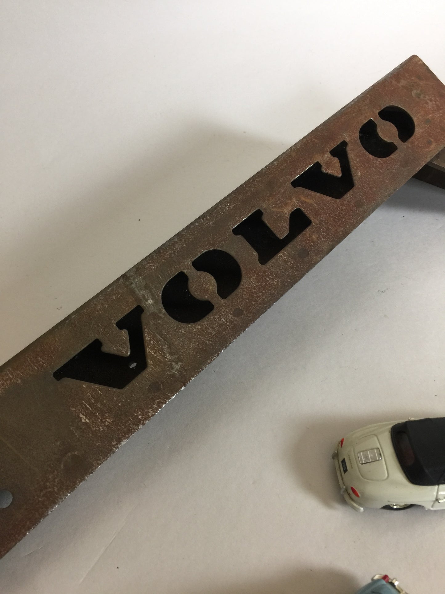 Sjovt gammelt Volvo “skilt”