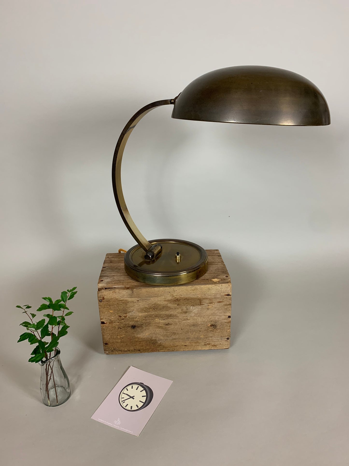 Gecos bordlampe i messing