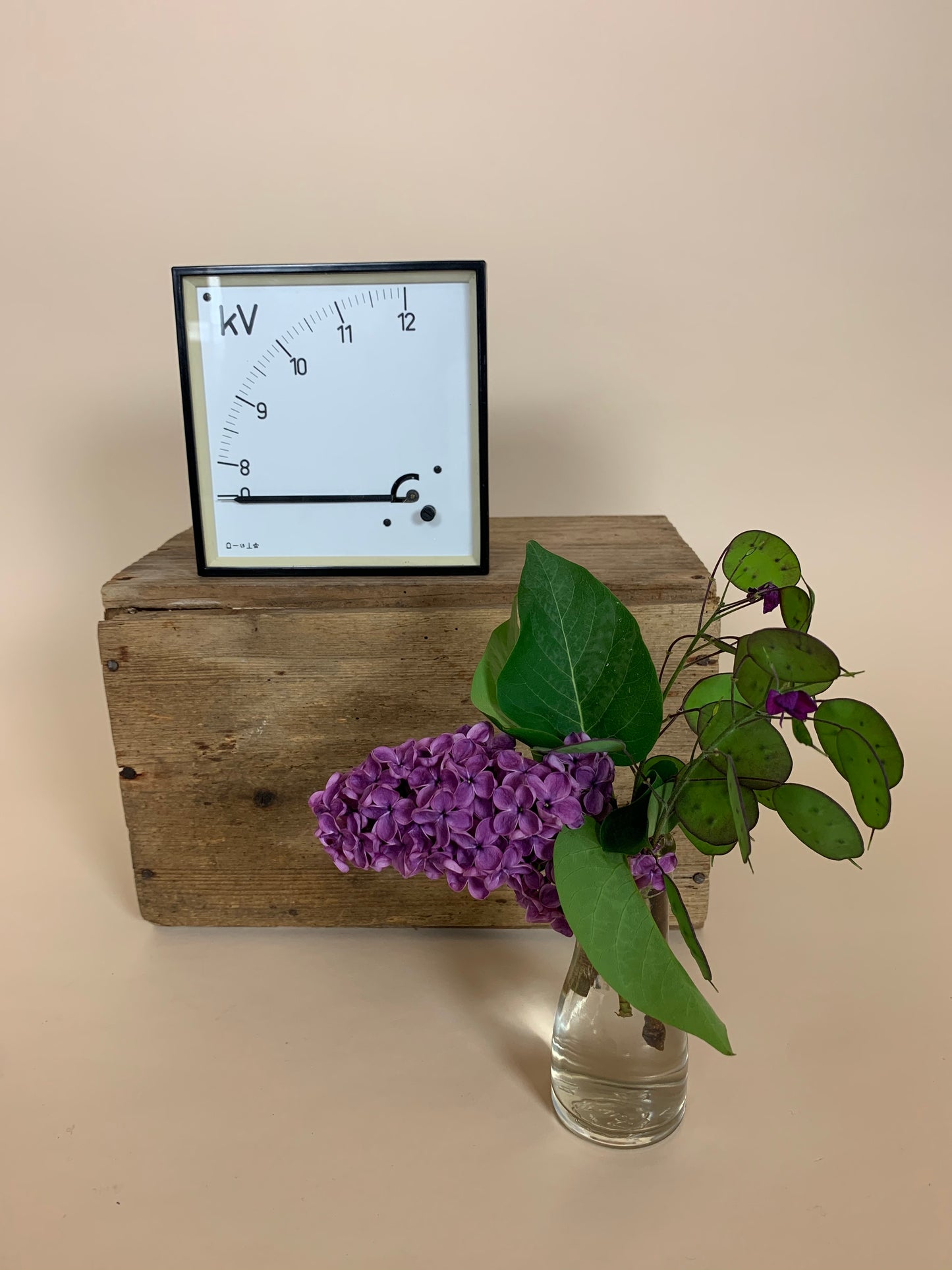 Råt og industrielt måleinstrument