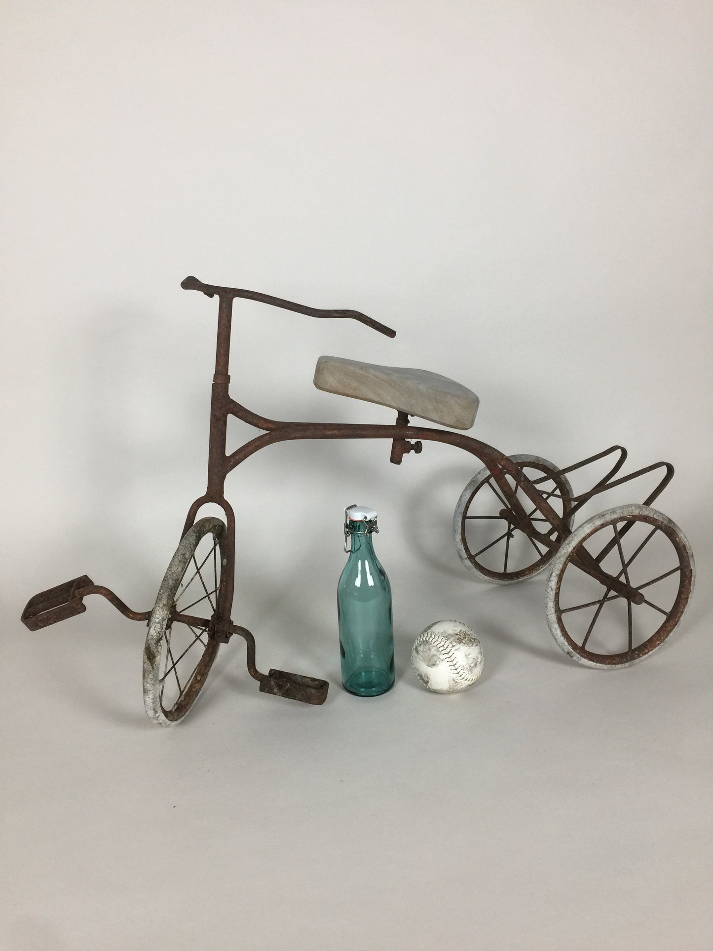 Dekorativ trehjulet børnecykel