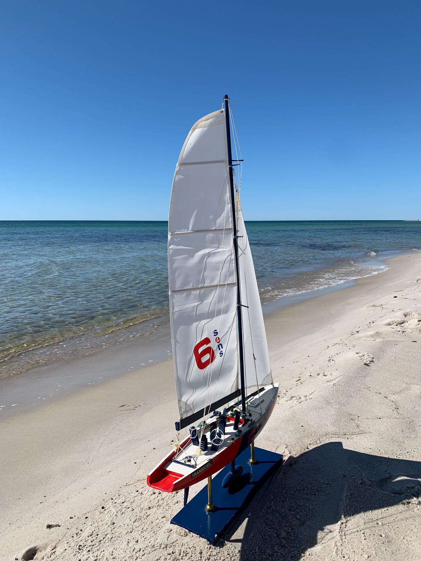Modelskib fra America's Cup