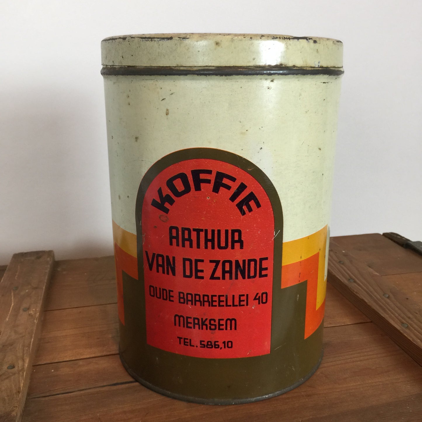 Gammel fin kaffedåse fra Belgien
